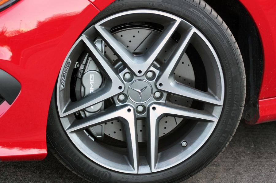  Mercedes-Benz CLA45 AMG 2014 года  (фото 2 из 110)